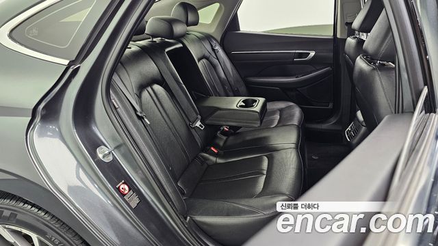 Hyundai Sonata (DN8) 1.6 Turbo Premium Plus 2022 — фото 11
