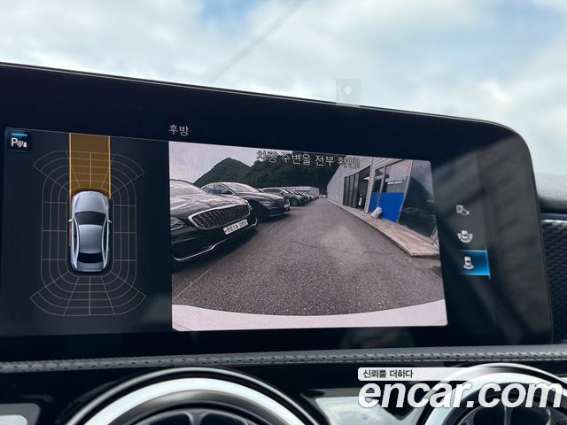 Mercedes-Benz A-Class (W177) A220 Sedan 2021 — фото 18