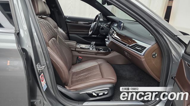 BMW 7 Series (G11) 730Ld xDrive 2016 — фото 15