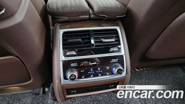 BMW 7 Series (G11) 730Ld xDrive 2016 — фото 22