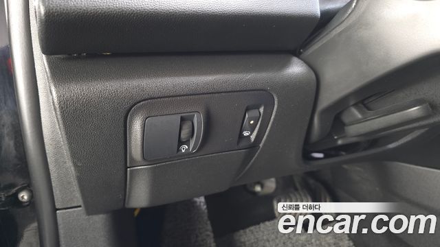 Renault Korea SM6 2.0 LPe SE (Disabled) 2019 — фото 16