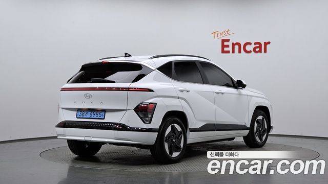 Hyundai Kona Electric (SX2) Long Range Premium 2023 — фото 2