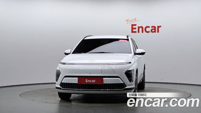 Hyundai Kona Electric (SX2) Long Range Premium 2023 — фото 3