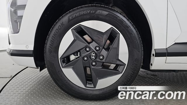 Hyundai Kona Electric (SX2) Long Range Premium 2023 — фото 5