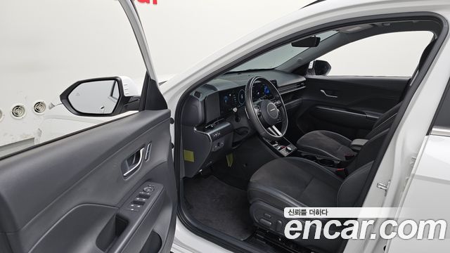 Hyundai Kona Electric (SX2) Long Range Premium 2023 — фото 10