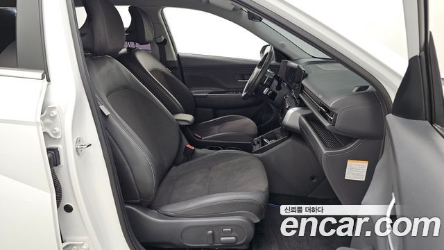 Hyundai Kona Electric (SX2) Long Range Premium 2023 — фото 11