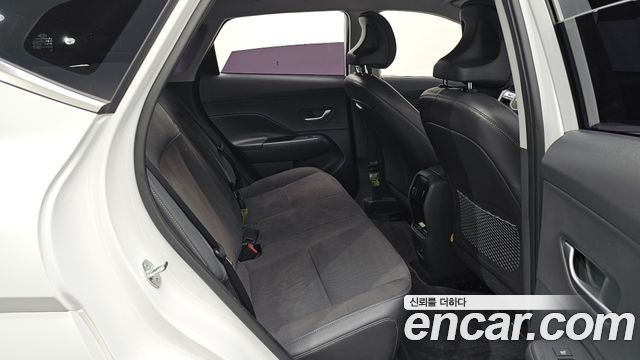 Hyundai Kona Electric (SX2) Long Range Premium 2023 — фото 12