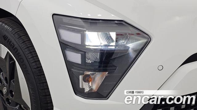 Hyundai Kona Electric (SX2) Long Range Premium 2023 — фото 22