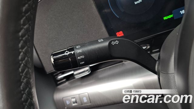 Hyundai Kona Electric (SX2) Long Range Premium 2023 — фото 28