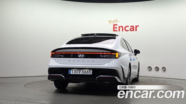Hyundai Sonata The Edge (DN8) 2.0 Exclusive 2024 — фото 4