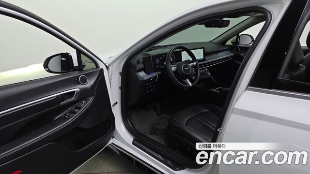 Hyundai Sonata The Edge (DN8) 2.0 Exclusive 2024 — фото 10