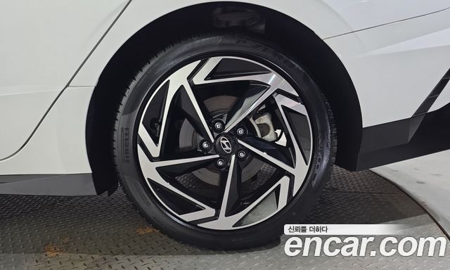 Hyundai Sonata The Edge (DN8) 2.0 Exclusive 2024 — фото 21