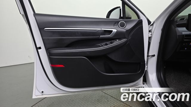Hyundai Sonata The Edge (DN8) 2.0 Exclusive 2024 — фото 24