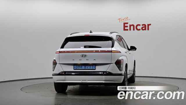 Hyundai Kona Electric (SX2) Long Range Premium 2023 — фото 4