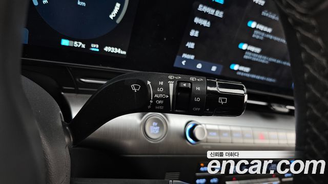 Hyundai Kona Electric (SX2) Long Range Premium 2023 — фото 30