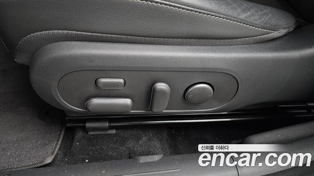 Hyundai Kona Electric (SX2) Long Range Premium 2023 — фото 31