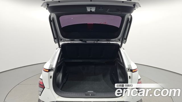 Hyundai Kona Electric (SX2) Long Range Premium 2023 — фото 34