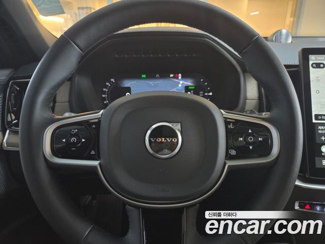 Volvo XC90 (II) T8 Ultra Dark Hybrid 2026 — фото 17