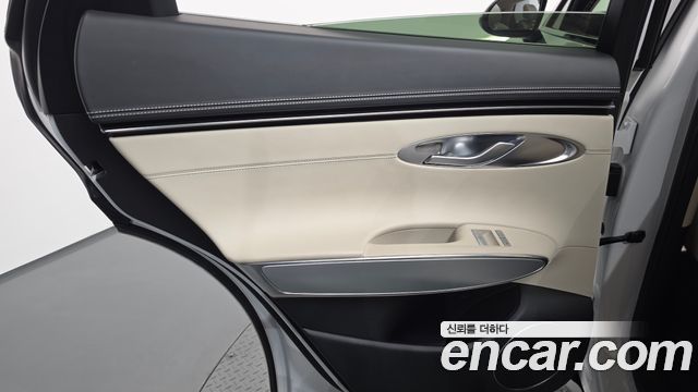 Genesis GV70 2.5T Gasoline 2WD 2021 — фото 25