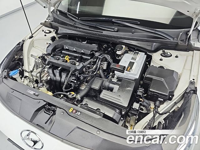 Hyundai Avante (CN7) 1.6 Inspiration 2021 — фото 6