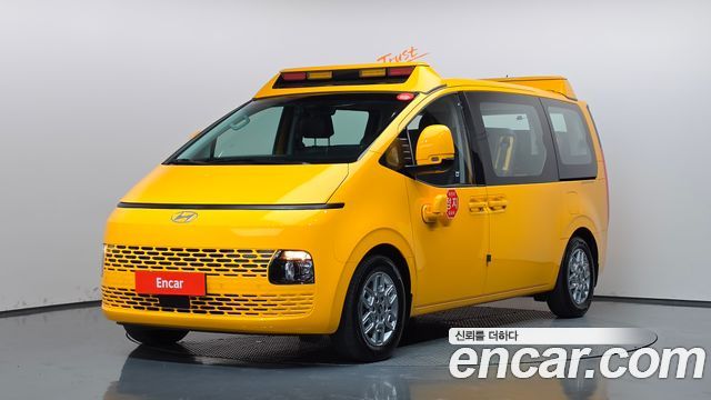 Hyundai Staria L3.5  Kinder Safety Car 15-Seater 2025 — фото 1