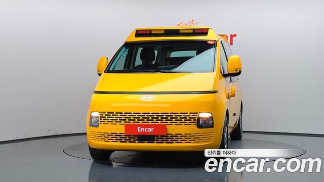 Hyundai Staria L3.5  Kinder Safety Car 15-Seater 2025 — фото 3