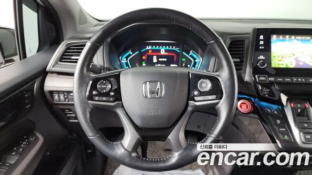 Honda Odyssey 3.5 5th 2020 — фото 14