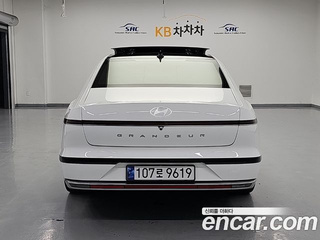 Hyundai Grandeur (GN7) 3.5 LPG 2WD Premium 2023 — фото 3