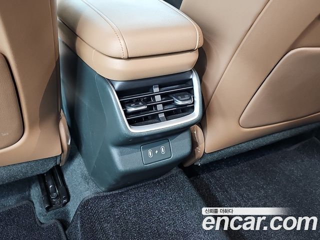 Hyundai Grandeur (GN7) 3.5 LPG 2WD Premium 2023 — фото 17