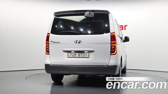 Hyundai Grand Starex Wagon 11-Seater Modern 2019 — фото 4