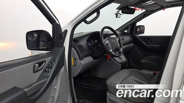 Hyundai Grand Starex Wagon 11-Seater Modern 2019 — фото 10