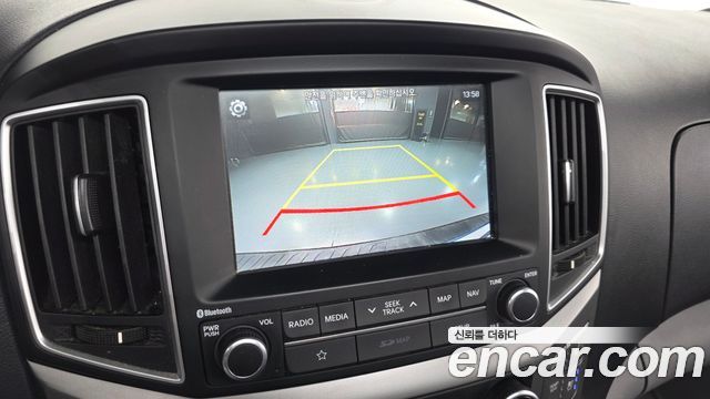 Hyundai Grand Starex Wagon 11-Seater Modern 2019 — фото 16