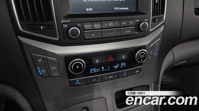 Hyundai Grand Starex Wagon 11-Seater Modern 2019 — фото 17