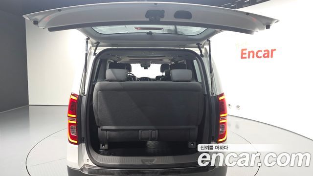 Hyundai Grand Starex Wagon 11-Seater Modern 2019 — фото 20