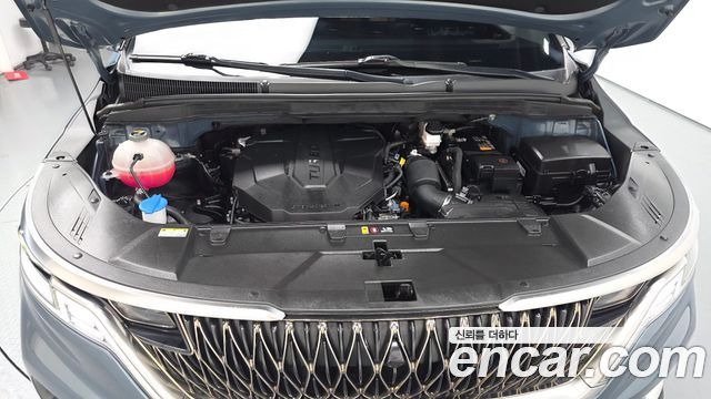 Kia Carnival (IV) Diesel 7-Seater Signature 2023 — фото 6