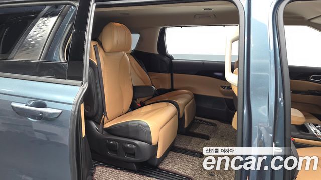 Kia Carnival (IV) Diesel 7-Seater Signature 2023 — фото 11