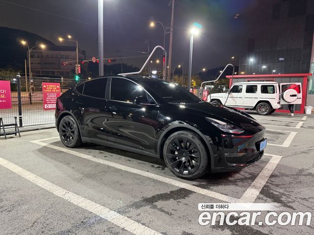 Tesla Model Y Long Range AWD 2022 — фото 3