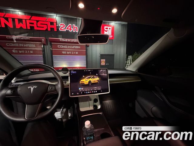 Tesla Model Y Long Range AWD 2022 — фото 9