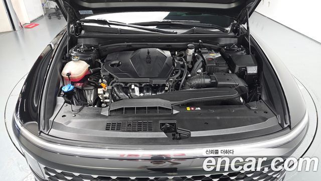 Hyundai Grandeur (GN7) 2,5 Gasoline 2WD Premium 2023 — фото 6