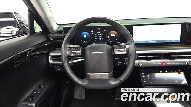 Hyundai Grandeur (GN7) 2,5 Gasoline 2WD Premium 2023 — фото 12