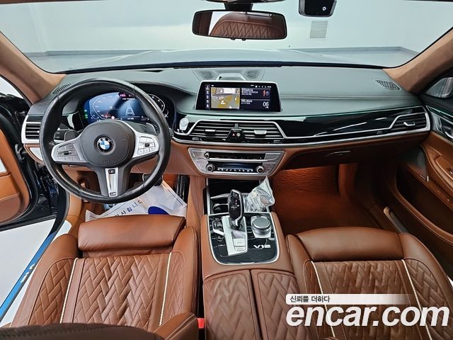 BMW 7 Series (G11) M760Li xDrive 2022 — фото 7