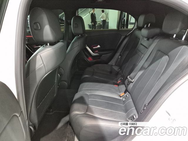Mercedes-Benz A-Class (W177) A220 Hatchback 2026 — фото 15