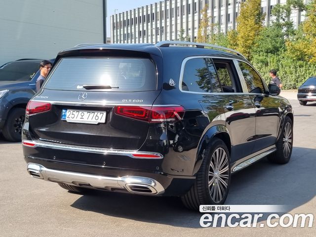 Mercedes-Benz GLS-Class (X167) Maybach GLS600 4MATIC 2023 — фото 3