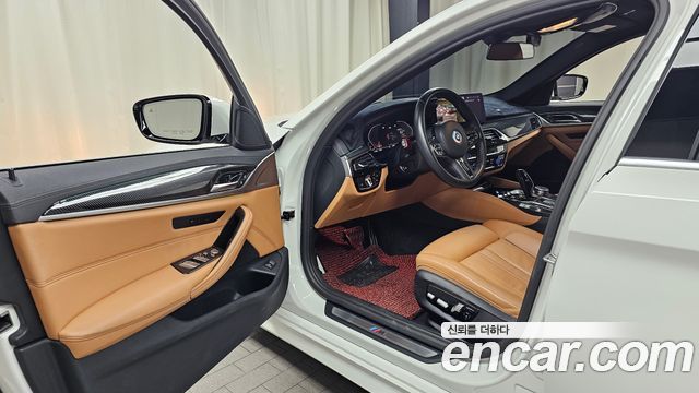 BMW 5 Series (G30) 520i M Sport 2021 — фото 10