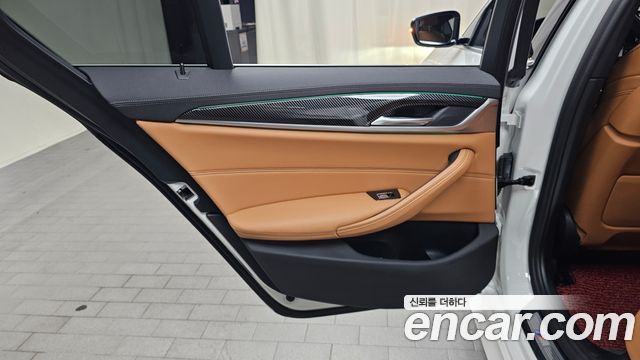 BMW 5 Series (G30) 520i M Sport 2021 — фото 25