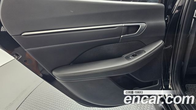Hyundai Sonata (DN8) 2.0 Premium Plus 2022 — фото 25