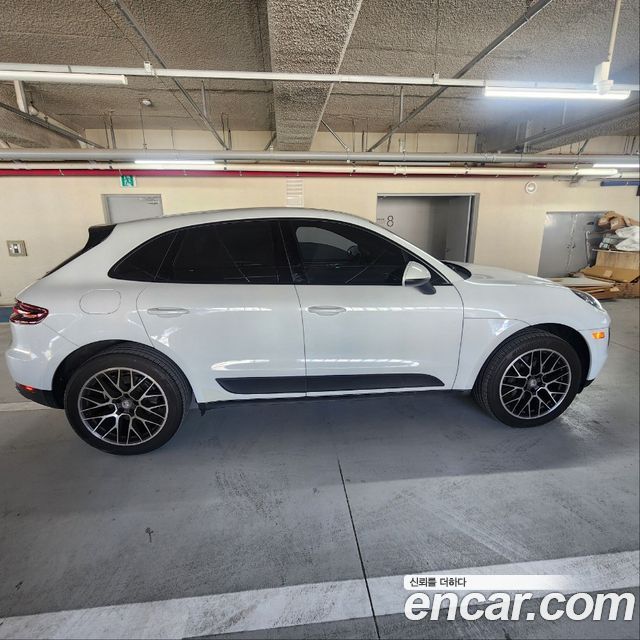 Porsche Macan 2.0 95B 2017 — фото 4