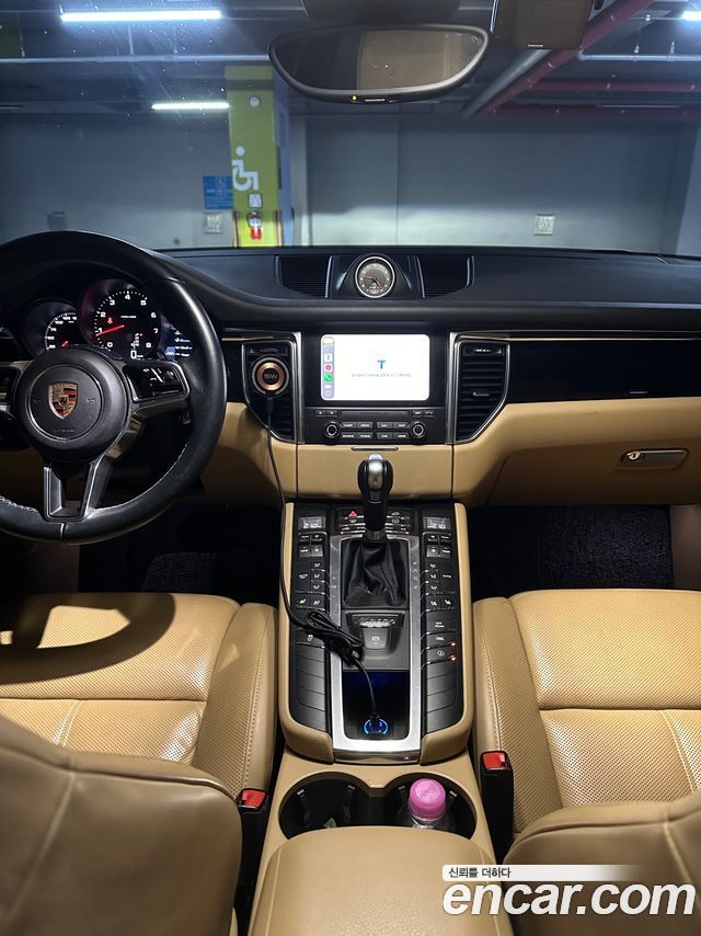 Porsche Macan 2.0 95B 2017 — фото 12