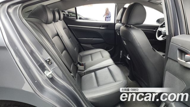 Hyundai Avante (AD) 1.6 Style 2020 — фото 11