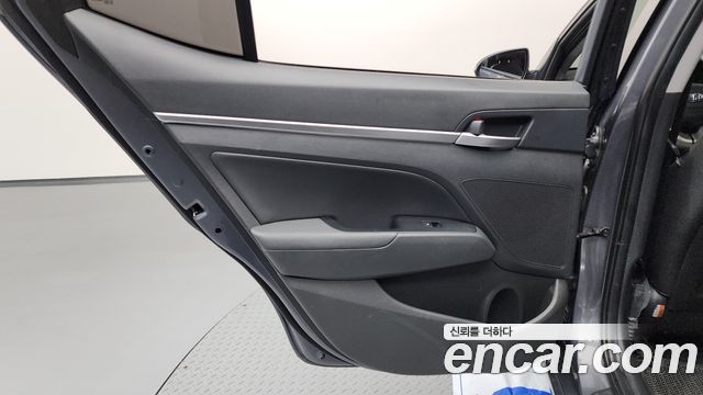Hyundai Avante (AD) 1.6 Style 2020 — фото 25